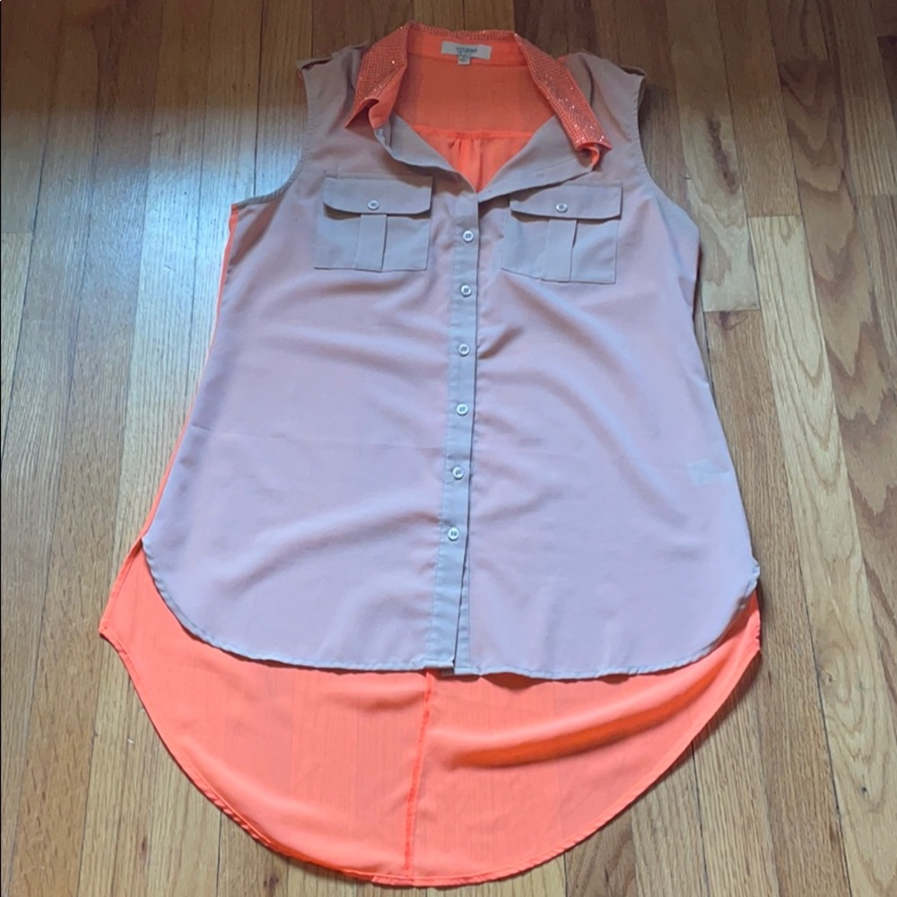 Button up sleeveless blouse